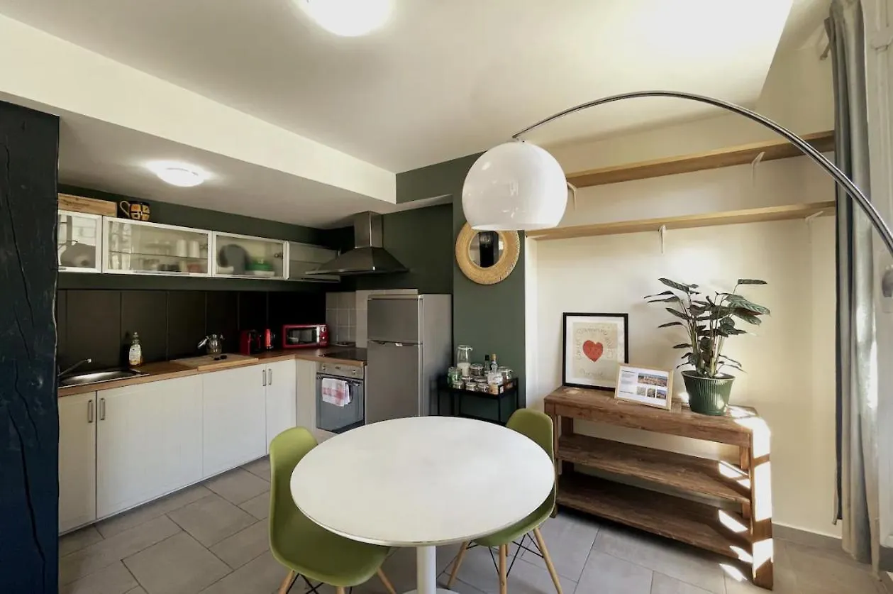 Matisse 50 - Appartement Avignon Centre 0*,  France